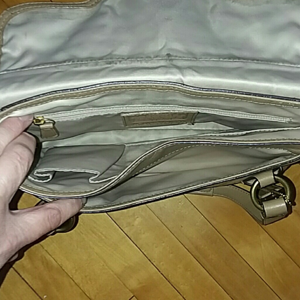 Coach Hand/Shoulder bag Tan - Picture 3 of 8